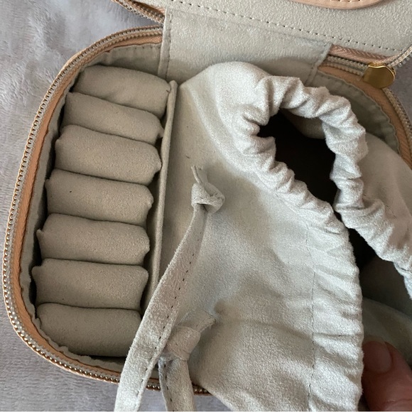 West Elm travel jewelry case/ storage - Picture 12 of 14